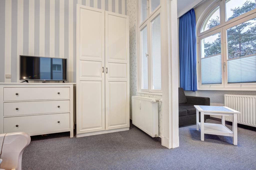 Hotel Villa Seeschloesschen Heringsdorf  Exterior foto
